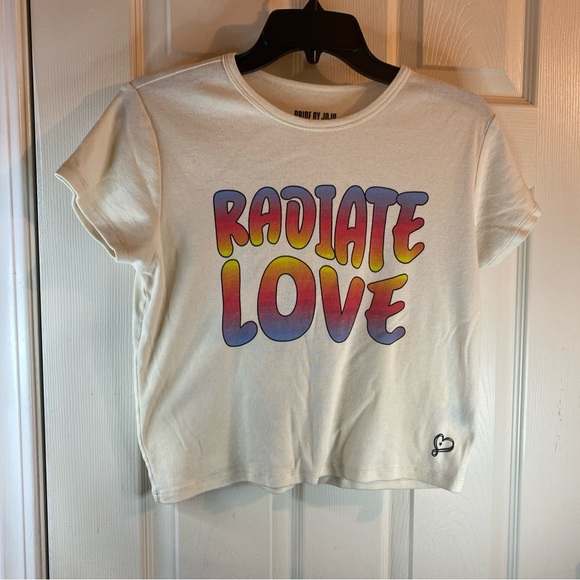 Pride By JoJo Women XL 15-17 Crop Top Summer Love Heart Short Sleeve Shirt Relax - Picture 1 of 10